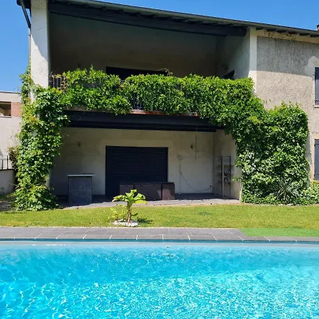 فندق مبيت وإفطار Lyon Faubourg - Priest 3*