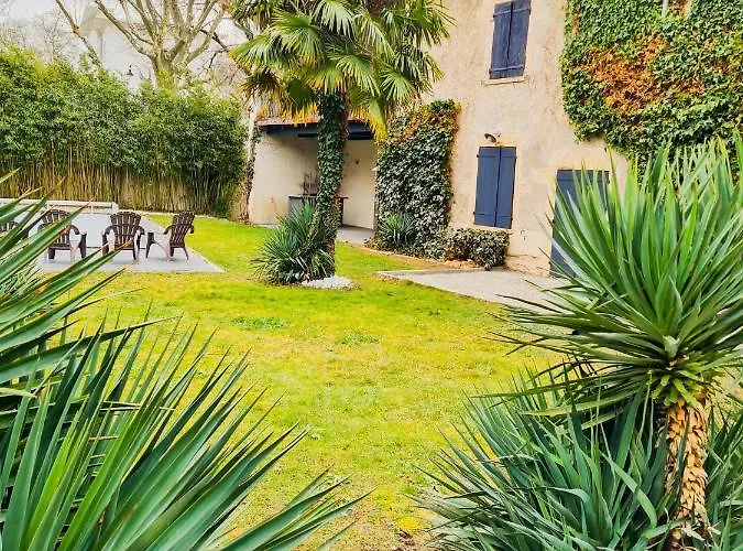 Lyon Faubourg - Priest Bed and Breakfast