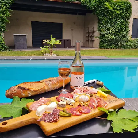 Lyon Faubourg - Priest Bed & Breakfast